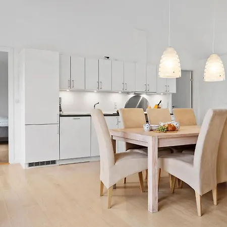 2 Bedroom Beautiful In Rude (Sjaelland og Oerne)