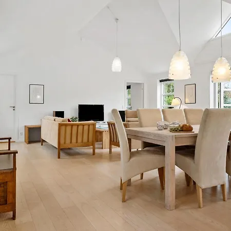 펜션 2 Bedroom Beautiful In Rude (Sjaelland og Oerne)