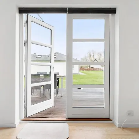 2 Bedroom Beautiful In