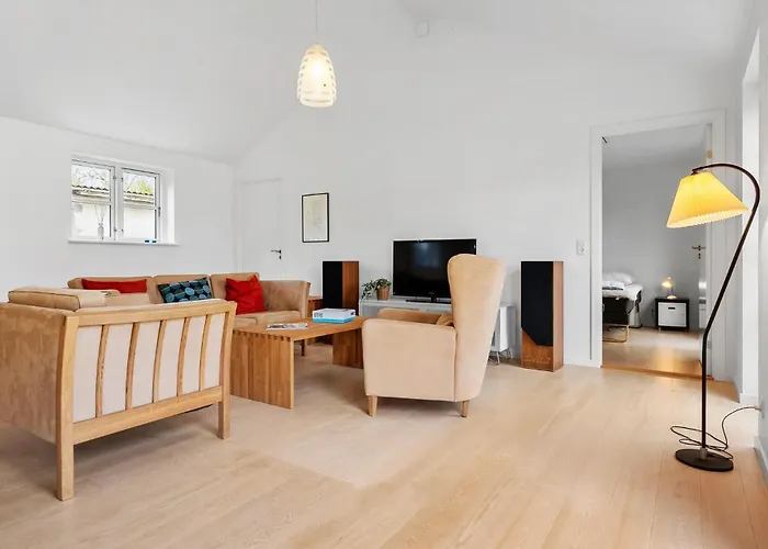 펜션 2 Bedroom Beautiful In *