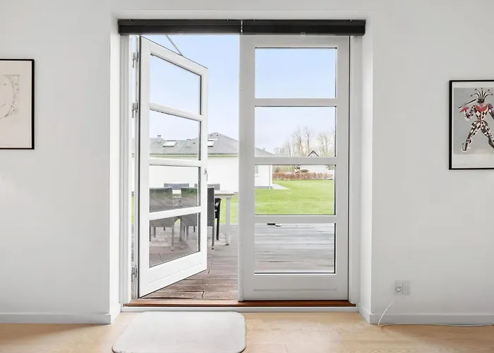 2 Bedroom Beautiful In
