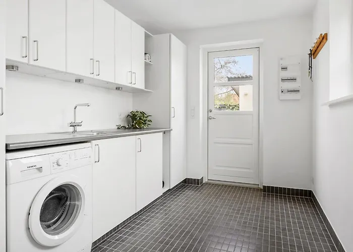 2 Bedroom Beautiful In *